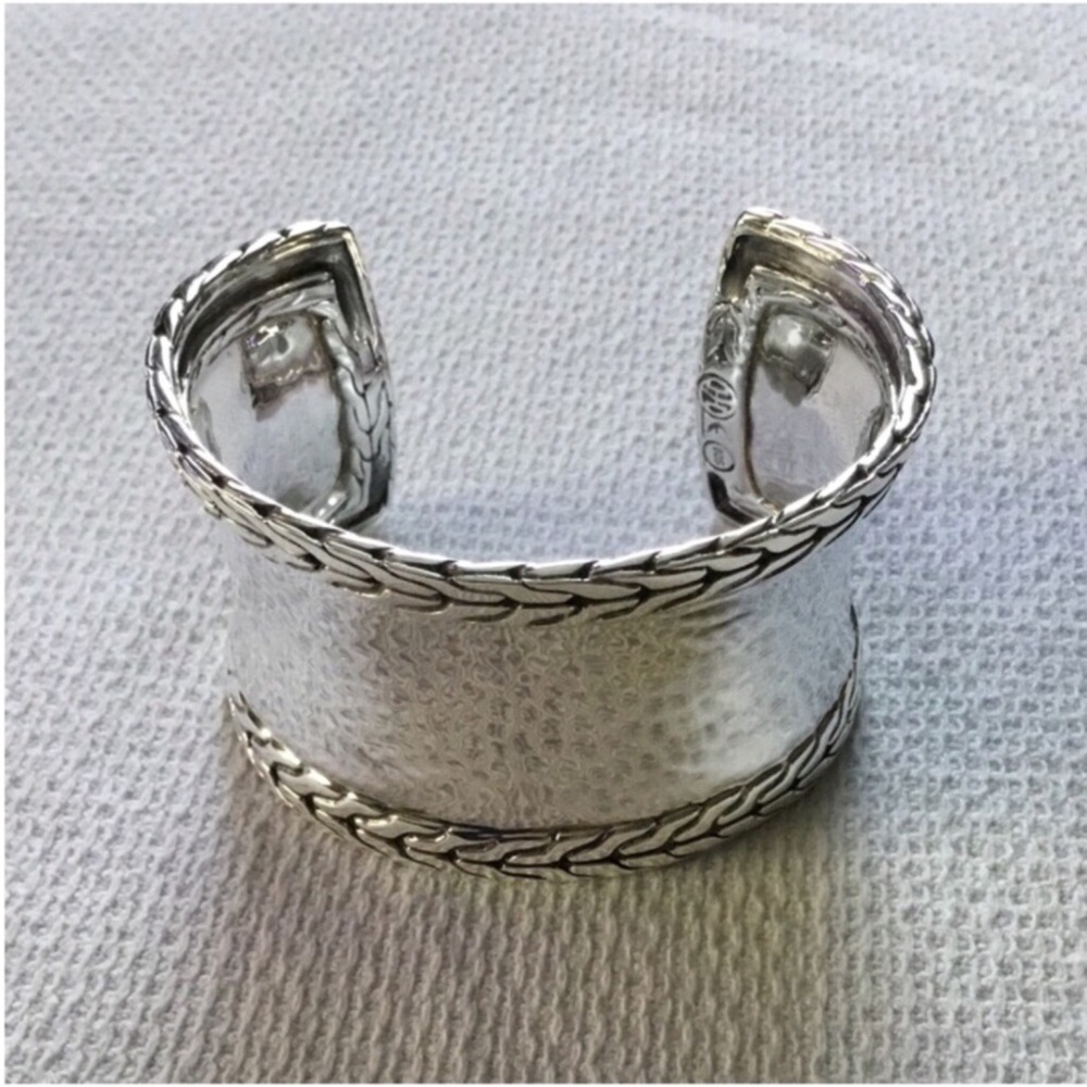 JOHN HARDY PALU WIDE CONCAVE HAMMERED CUFF BRACELET JH 925 STERLING SILVER - Picture 3 of 14